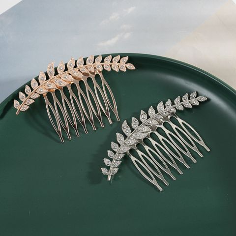 Women's Simple Style Leaf Metal Inlay Zircon Insert Comb