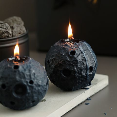 Simple Style Ball Wax Candle
