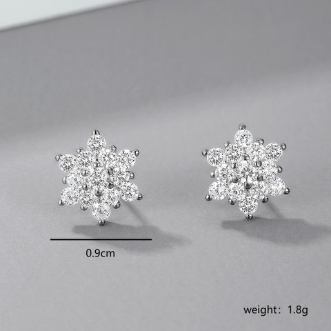 1 Pair Sweet Simple Style Snowflake Inlay Sterling Silver Zircon Ear Studs