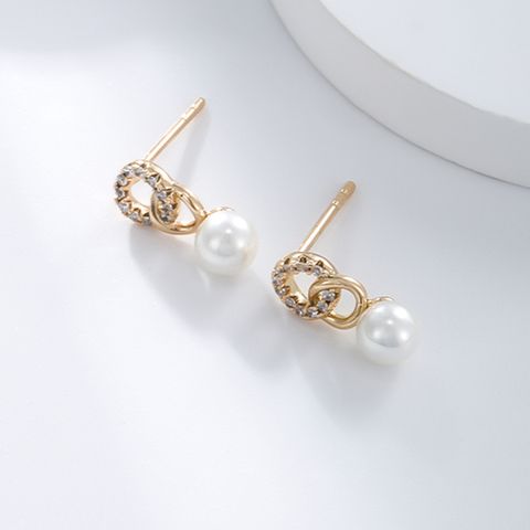 1 Pair Xuping Simple Style Round Plating Inlay Copper Alloy Artificial Pearls Artificial Diamond 18k Gold Plated Ear Studs