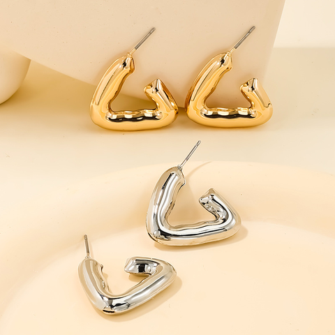 1 Piece Ig Style Simple Style Commute Triangle Metal Alloy Ear Studs