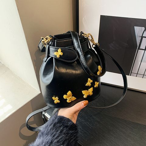 Women's Pu Leather Butterfly Vintage Style Bucket Magnetic Buckle Shoulder Bag Crossbody Bag Bucket Bag
