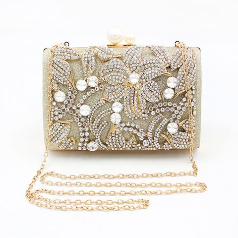 Women's Mini Alloy Flower Elegant Vintage Style Classic Style Embroidery Square Lock Clasp Clutch Bag Evening Bag