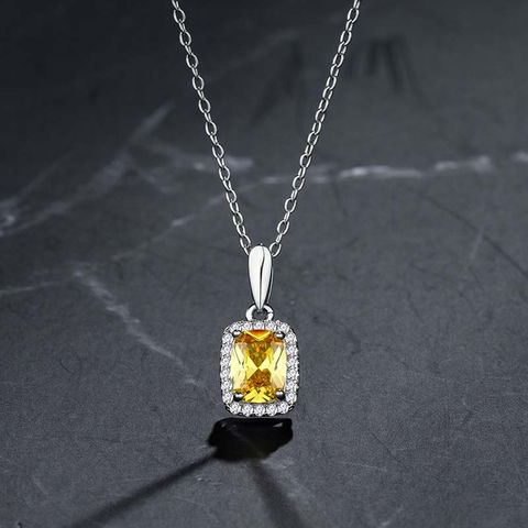 Sweet Shiny Square Alloy Copper Polishing Plating Inlay Zircon Gold Plated Pendant Necklace