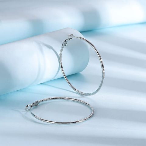 1 Pair Luxurious Queen Bridal Circle 304 Stainless Steel Hoop Earrings