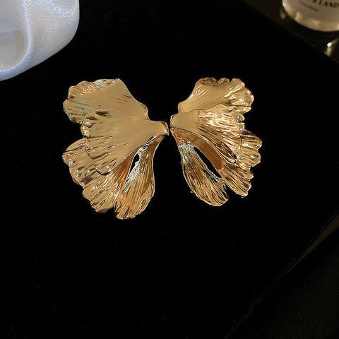 1 Pair Elegant Exaggerated Butterfly Alloy Ear Studs