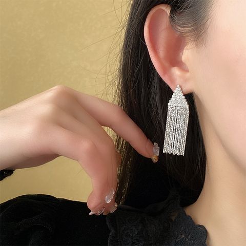1 Pair Elegant Simple Style Triangle Tassel Tassel Plating Inlay Alloy Artificial Rhinestones Gold Plated Drop Earrings