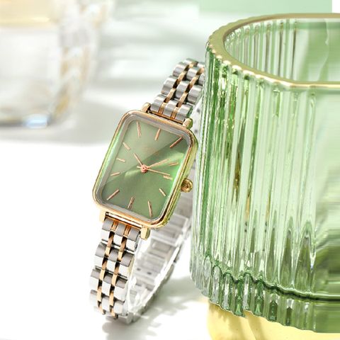 Classic Style Solid Color Double Side Snaps Quartz Women's Watches