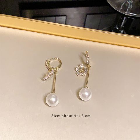 1 Pair Simple Style Classic Style Flower Plating Inlay Alloy Artificial Pearls Zircon 14k Gold Plated Drop Earrings