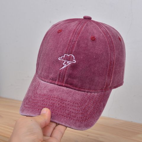 Women's Casual Basic Simple Style Clouds Letter Heart Shape Embroidery Curved Eaves Baseball Cap