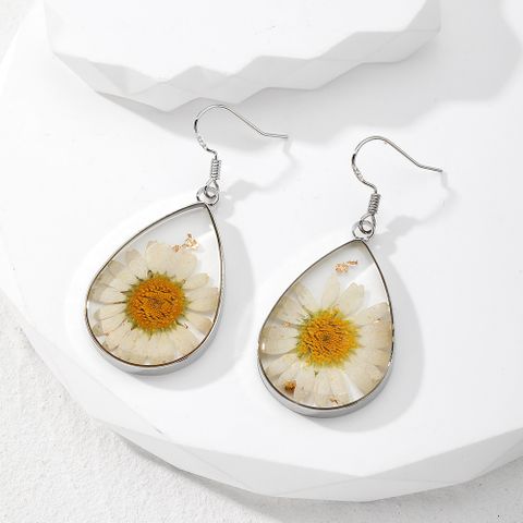 1 Pair Casual Cute Simple Style Flower Epoxy Resin Drop Earrings