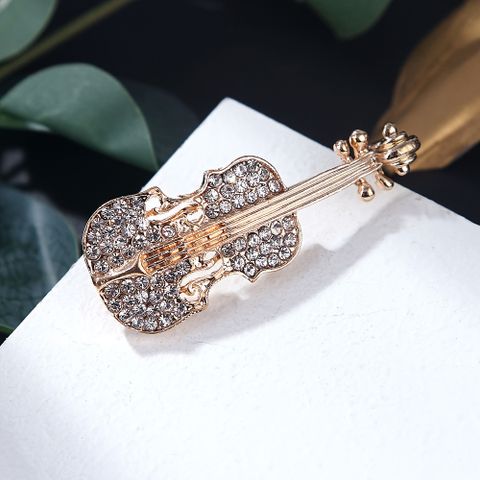Casual Elegant Classical Guitar Alloy Plating Women's Brooches 1 Piece