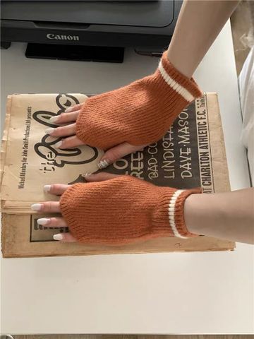 Women's Simple Style Classic Style Solid Color Gloves 1 Pair