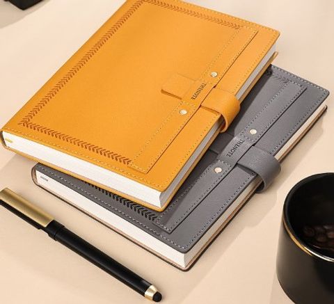 1 Piece Solid Color Class Learning Pu Leather Retro Notebook