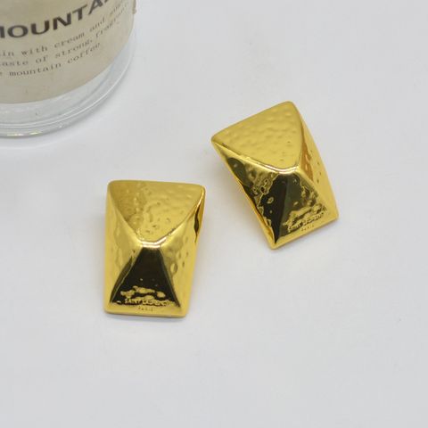 1 Pair Retro Quadrilateral Plating Alloy 14k Gold Plated Ear Studs