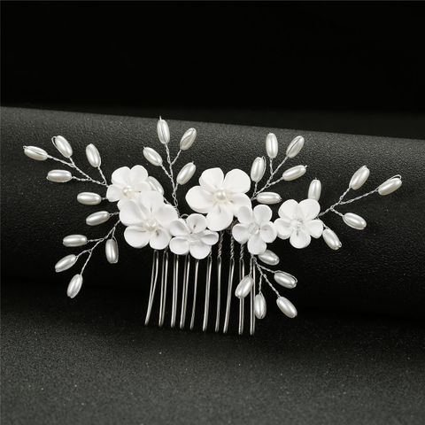 Women's Elegant Bridal Flower Artificial Pearl Alloy Resin Handmade Hair Combs