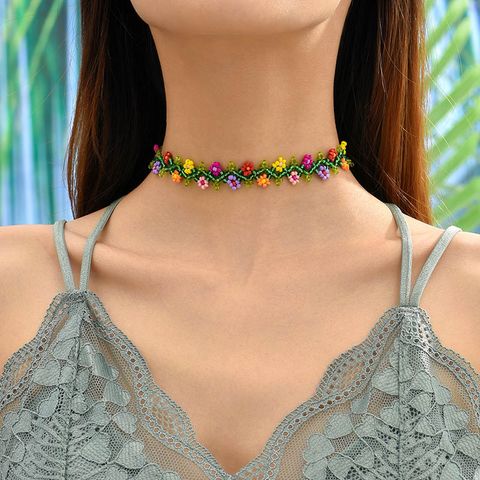 Simple Style Classic Style Flower Crystal Seed Bead Beaded Women's Choker