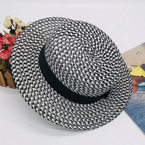 Women's Elegant Checkered Flat Eaves Floppy Hat