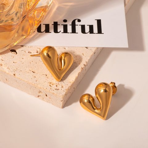 1 Pair Romantic Sweet Heart Shape 304 Stainless Steel Gold Plated Ear Studs