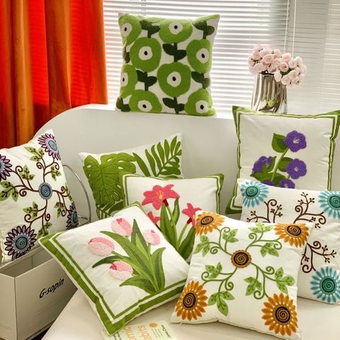 Vacation Flower Cotton And Linen Throw Pillow