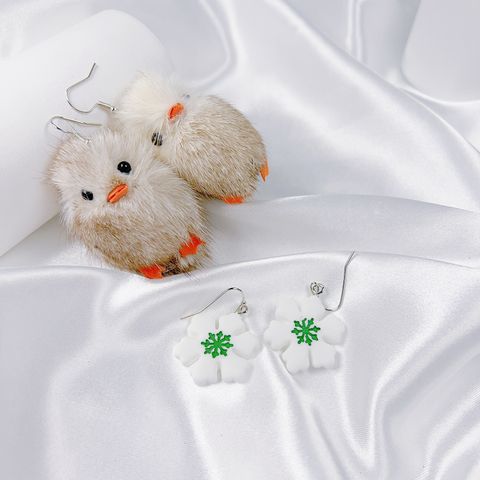 2 Pairs Cute Simple Style Animal Snowflake Imitation Fur Drop Earrings