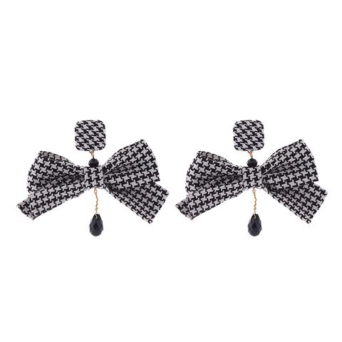 1 Pair Elegant Classic Style Houndstooth Bow Knot Inlay Alloy Cloth Artificial Crystal Gold Plated Drop Earrings