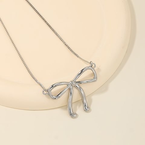 Sweet Bow Knot Alloy Plating Inlay Artificial Diamond Women's Pendant Necklace