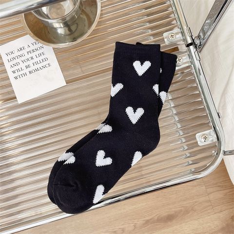 Unisex Cute Heart Shape Cotton Crew Socks A Pair