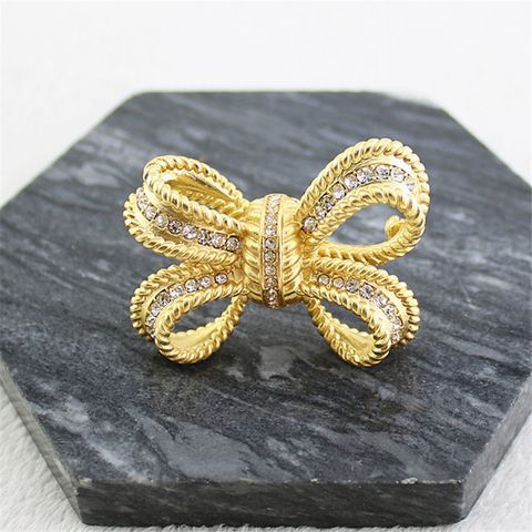 Original Design Bow Knot Alloy Women's Brooches
