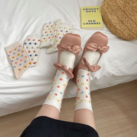 Women's Sweet Round Dots Cotton Jacquard Ankle Socks A Pair