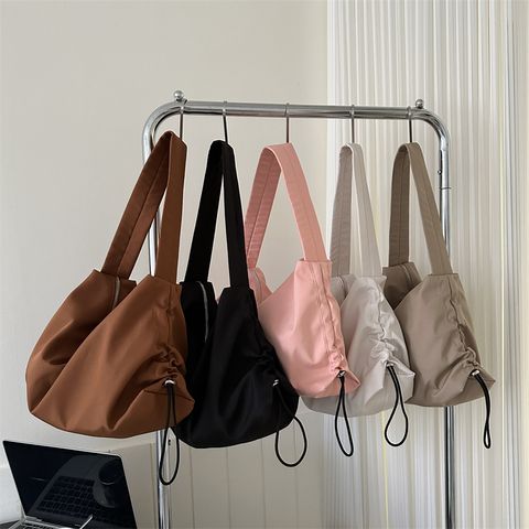 Women's Nylon Solid Color Classic Style Square Zipper Shoulder Bag