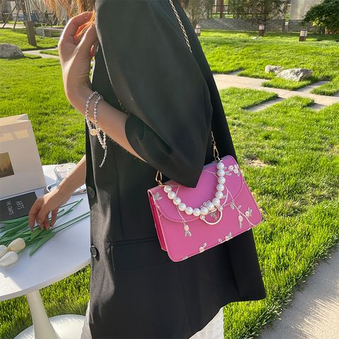 Women's Medium Pu Leather Flower Vintage Style Square Magnetic Buckle Shoulder Bag