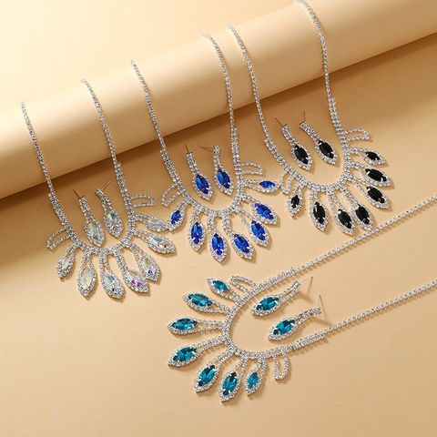 Luxurious Queen Solid Color Alloy Plating Inlay Rhinestones Silver Plated Women's Jewelry Set