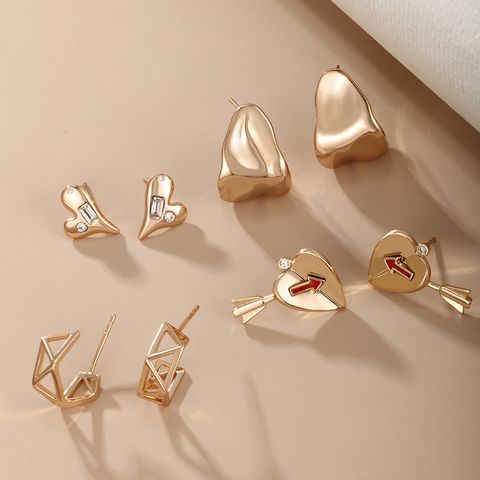 1 Pair Elegant Xuping C Shape Irregular Heart Shape Plating Hollow Out Inlay Copper Alloy Artificial Diamond 18k Gold Plated Ear Studs
