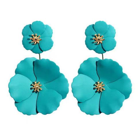 1 Pair Fashion Flower Metal Stoving Varnish Women's Drop Earrings