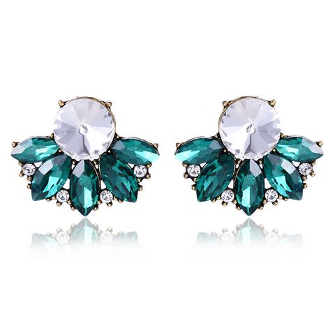 Luxurious Water Droplets Alloy Inlay Crystal Women's Ear Studs