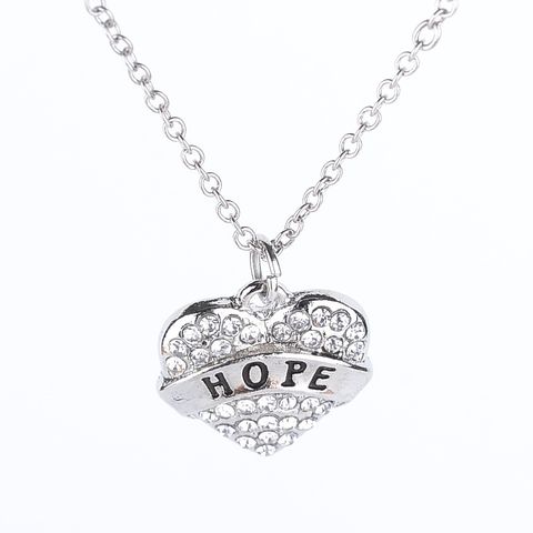 Fashion Mama Heart Shape Alloy Inlay Rhinestones Unisex Pendant Necklace