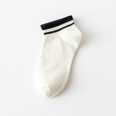Women's Simple Style Stripe Cotton Ankle Socks A Pair