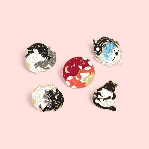 Fashion Rabbit Moon Fox Alloy Stoving Varnish Unisex Brooches