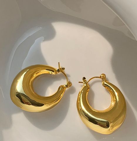 1 Pair Elegant Water Droplets Heart Shape Titanium Steel Hoop Earrings