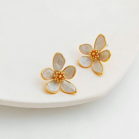 1 Pair Sweet Flower Copper Plating Ear Studs