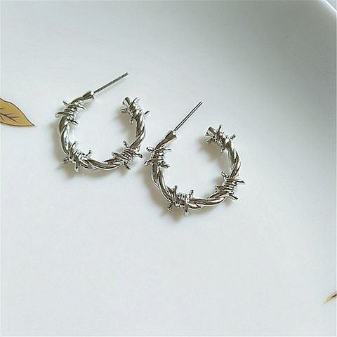 1 Pair Retro Geometric Alloy Plating Women's Ear Studs