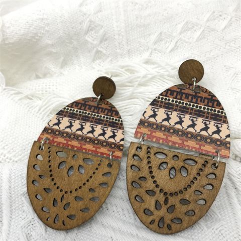 1 Pair Bohemian Color Block Oval Flower Wood Hollow Out Women's Chandelier Earrings