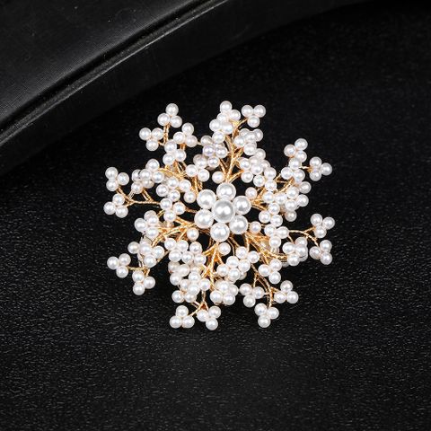 Fashion Snowflake Alloy Inlay Pearl Women's Brooches