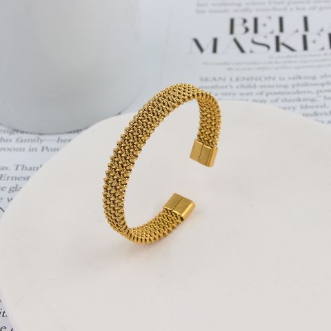 Fashion C Shape Stainless Steel Plating 18k Gold Plated Bangle