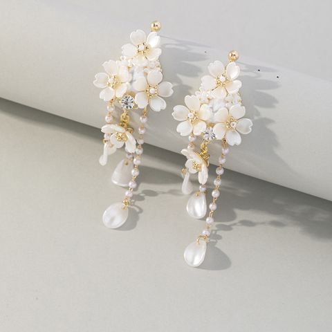 1 Pair Fashion Flower Shell Tassel Pearl Inlay Alloy Rhinestones Drop Earrings