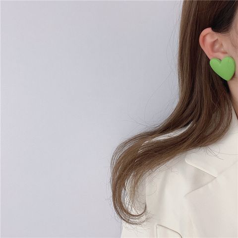 1 Pair Sweet Heart Shape Arylic Spray Paint Women's Ear Studs