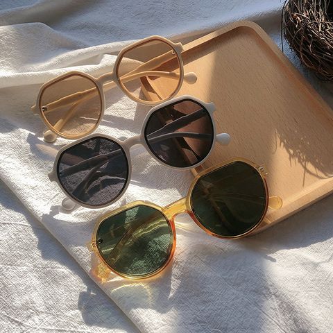 Vintage Round Frame Cat Eye Ladies Sunglasses
