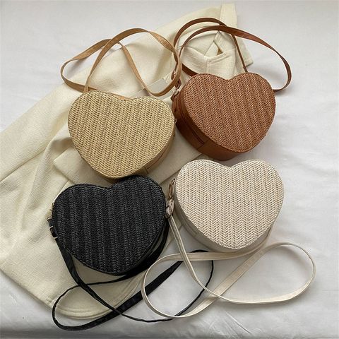 Women's Small Straw Solid Color Fashion Weave Heart-shaped Zipper Crossbody Bag