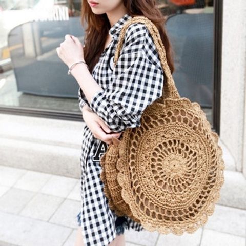 Women's Medium Crafted Paper Rope Solid Color Beach Weave Hollow Round Zipper Straw Bag